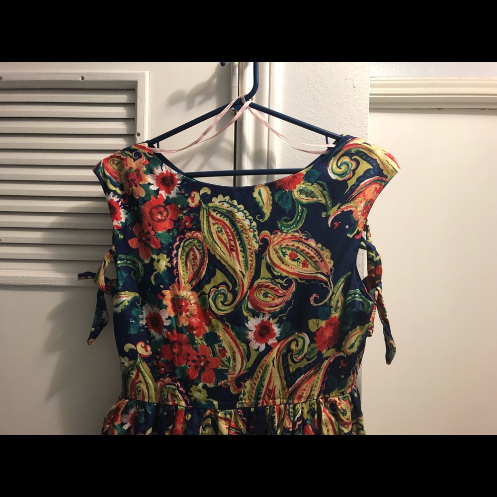 Vintage F21 Dress - Picture 2 of 4